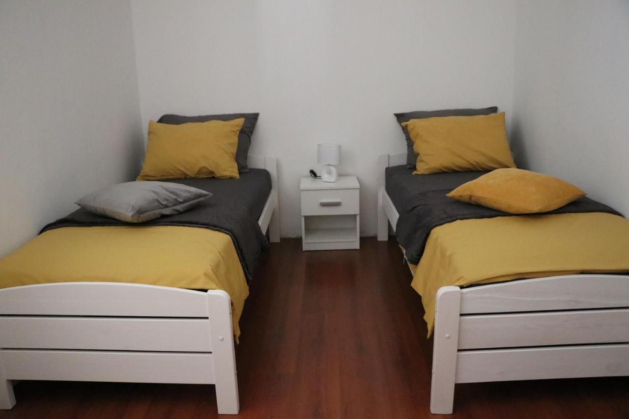 Nona Lili Apartment إيزولا المظهر الخارجي الصورة